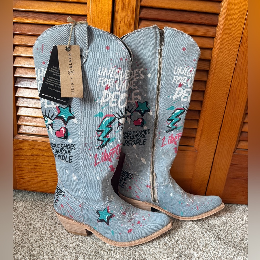 NWT LIBERTY BLACK Hadid Polar Denim Graffiti Festival Cowboy Womens Boots Size 9